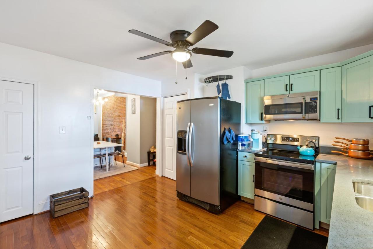Pristine Townhouse With Rooftop Deck Near Canton! Baltimore Exterior foto
