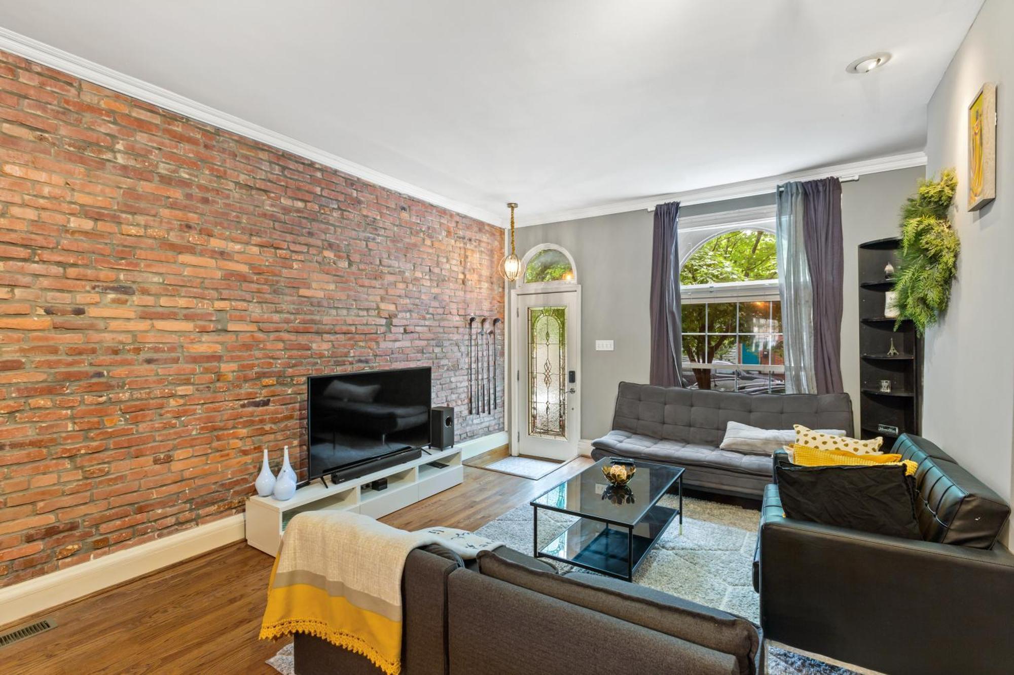 Pristine Townhouse With Rooftop Deck Near Canton! Baltimore Exterior foto
