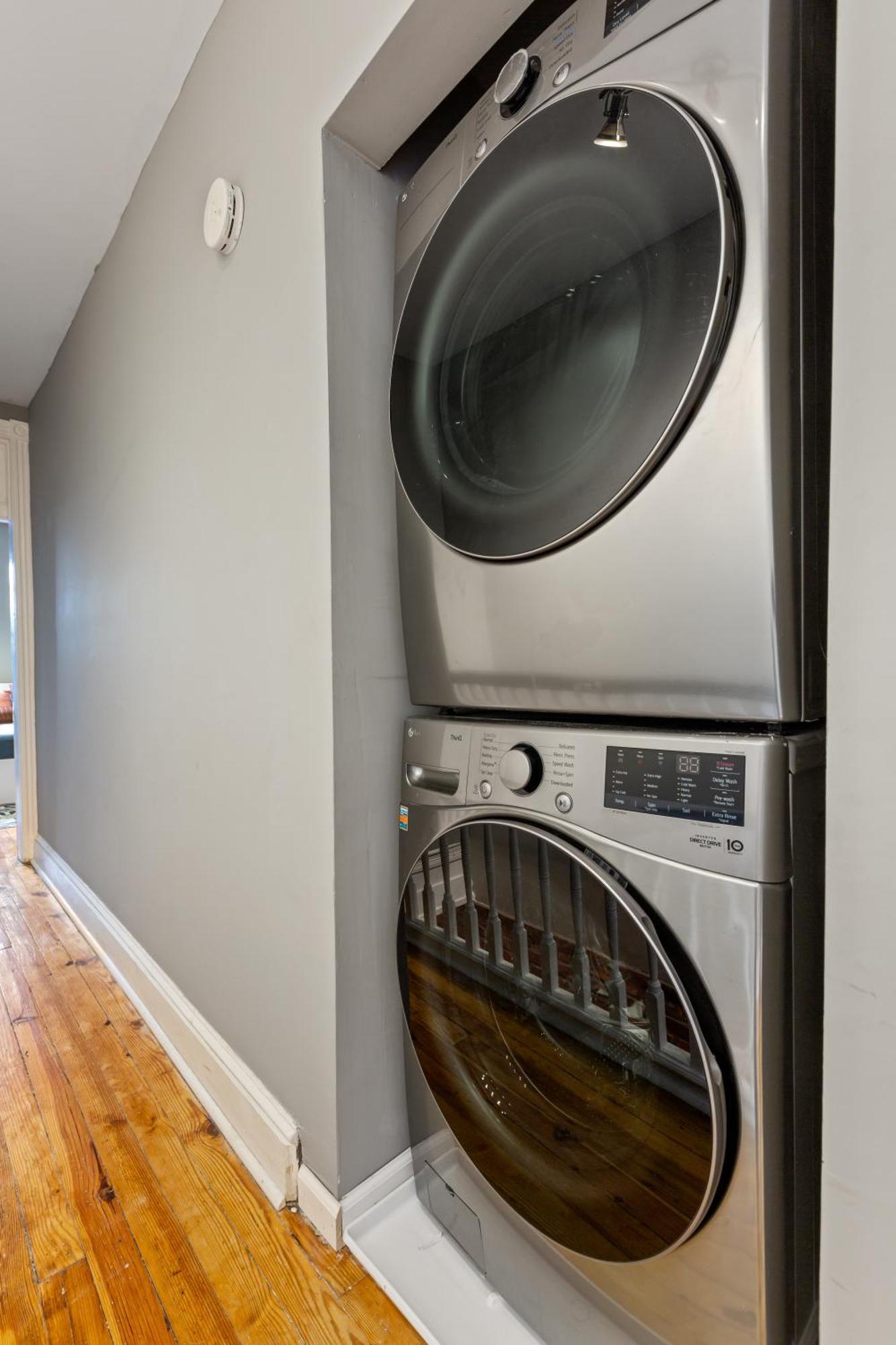 Pristine Townhouse With Rooftop Deck Near Canton! Baltimore Exterior foto